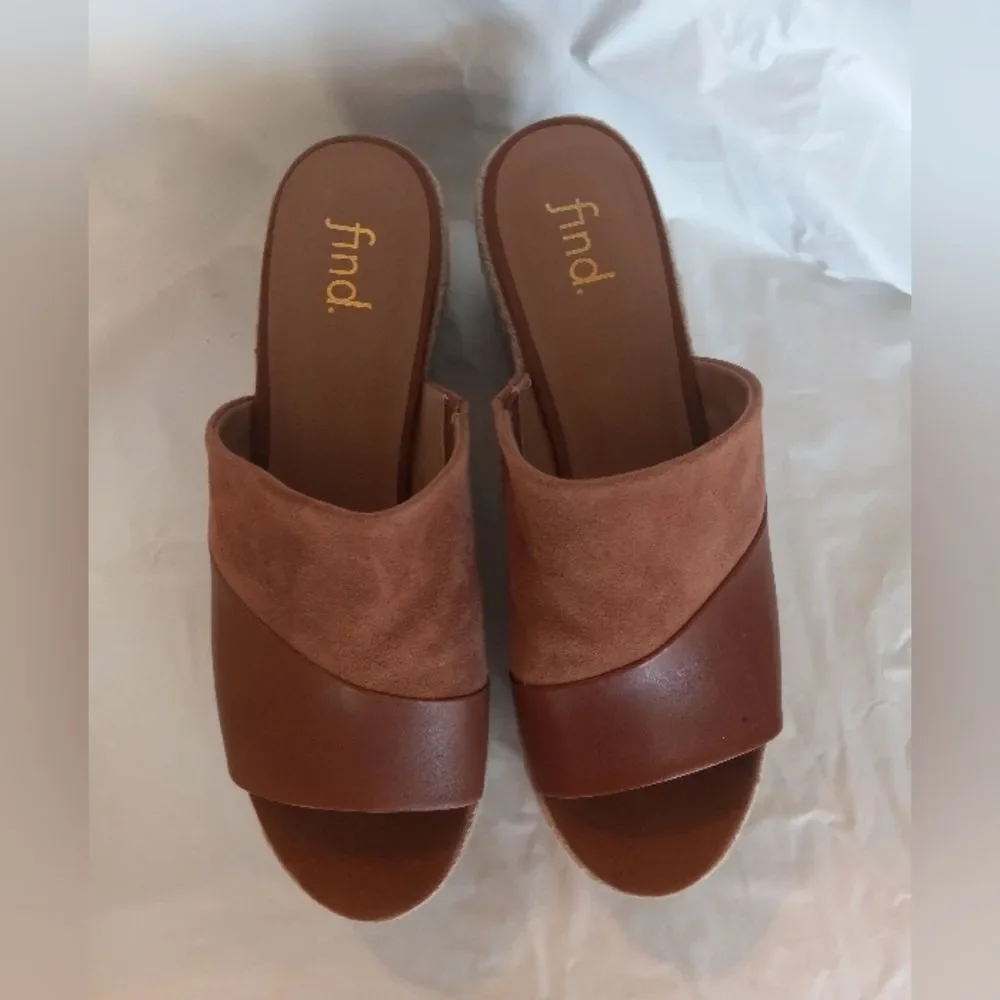 Find Platform Wedge Mules Women's Size 8.5